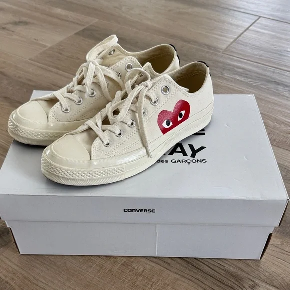Converse Kids Cream Sneakers with Red Heart - Picture 1 of 6